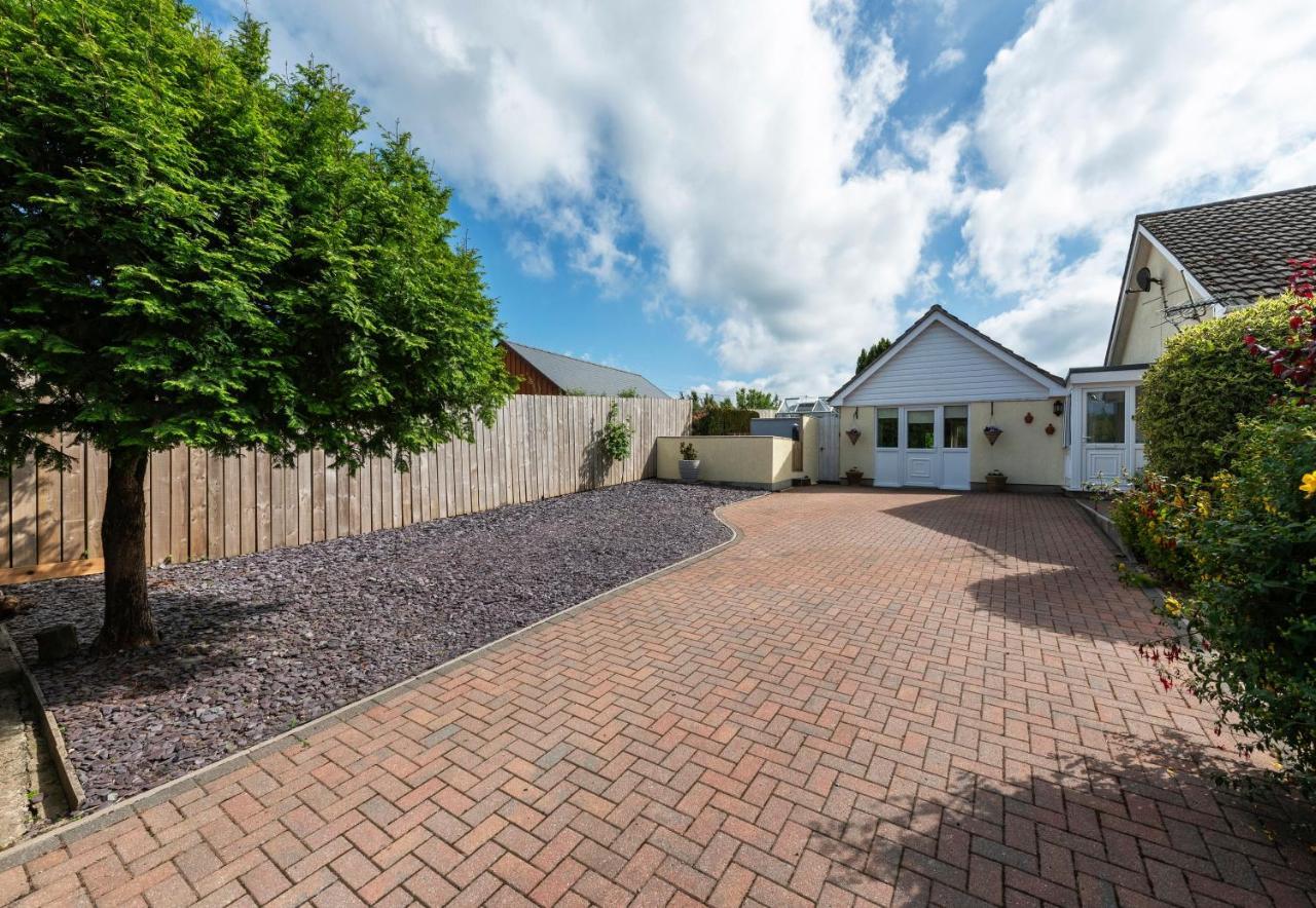 Y Villa Mor Llanarth  Exterior photo
